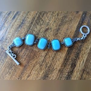 Beautiful Torquise Bracelet New!